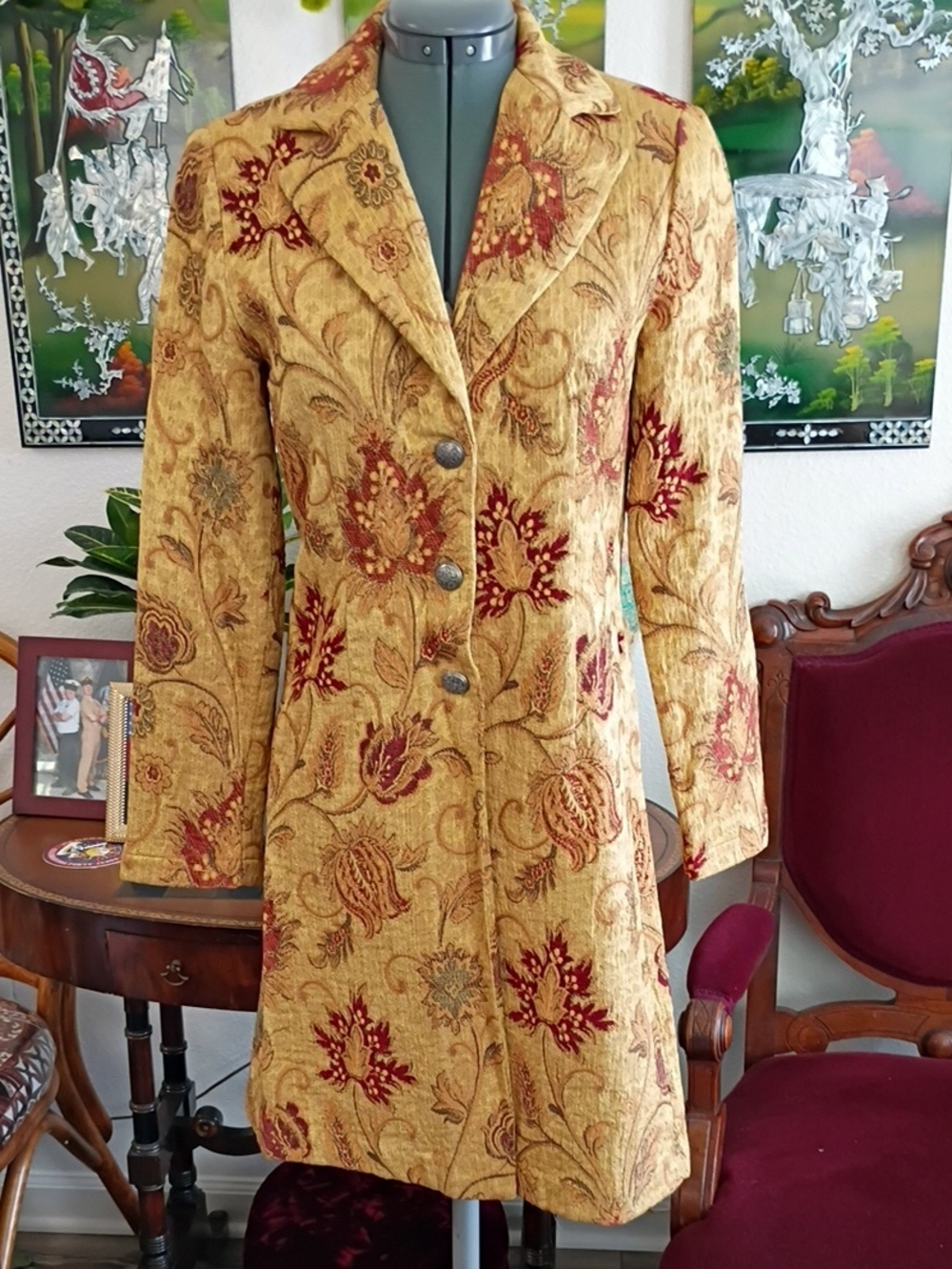Cabi Gold And Red Brocade Trench Coat Size 4